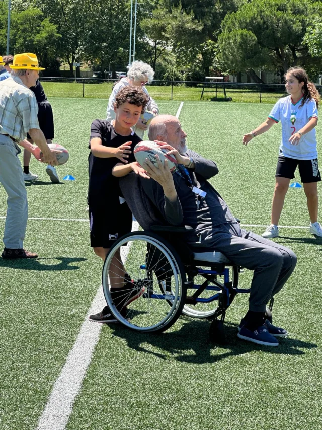 Ecole du rebond Stade Rochelais - rencontre intergénérationnelle