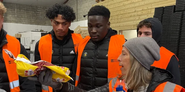 Espoirs Rugby / Basket et Féminines à la banque alimentaire